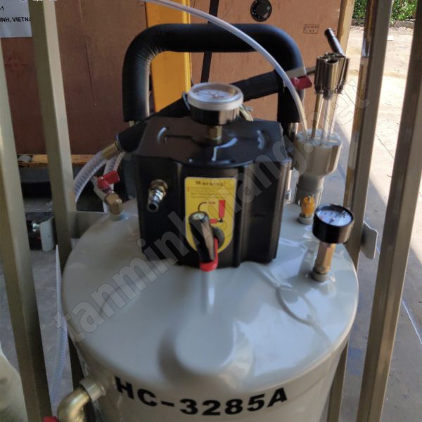 Thiết bị hứng hút nhớt thải xe tải (khay hứng nằm) 80 lít HPMM HC-3285A