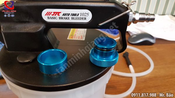 Bình hút dầu thắng bằng khí nén JTC-1025