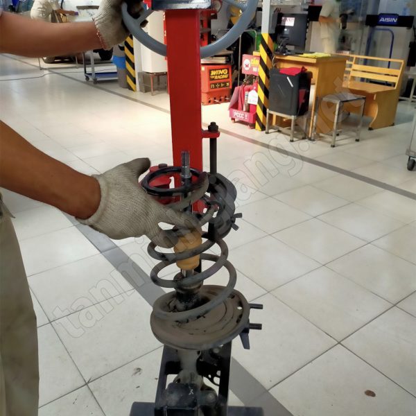 Cảo lò xo phuộc nhún JTC-1404A