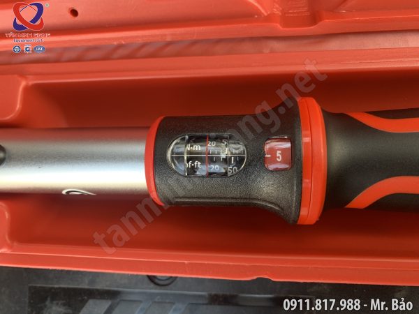 cần siết lực 1/2 inch 20-200Nm JTC-4936 