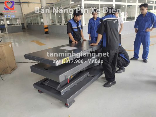 Bàn nâng pin xe điện Vinfast - Weijia FG15