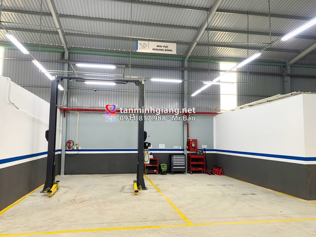 Cầu nâng 2 trụ Weijia DH204YAS - 4 Tấn