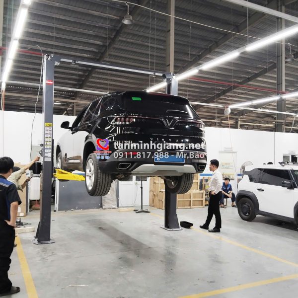 Cầu nâng 2 trụ Weijia DH204YAS - 4 Tấn